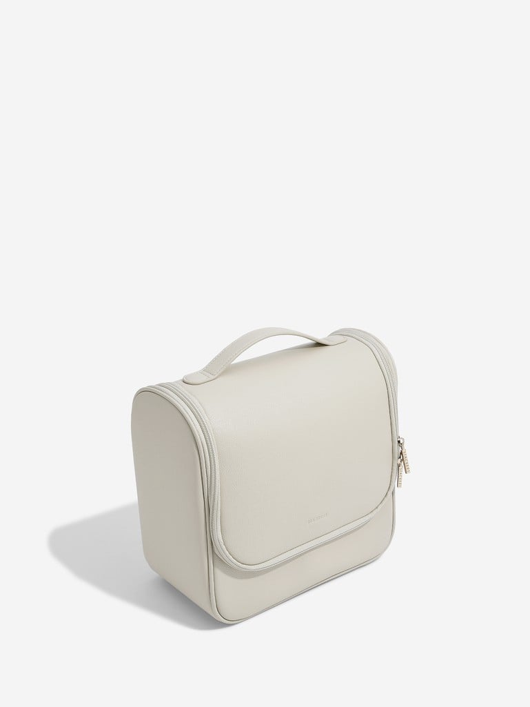 Large Hanging Washbag - Oatmeal - 75630