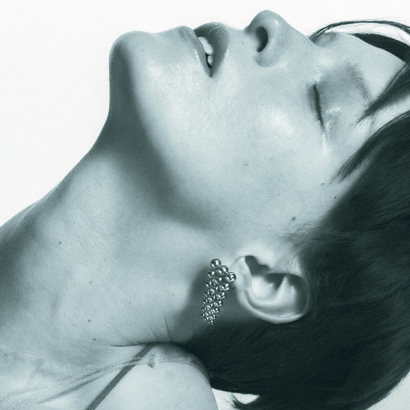 Moonlight Grapes Short Earring, Left - Silver - 20001445