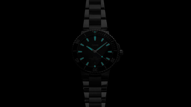 Aquis Date Watch, Black