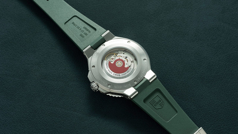 Aquis Date Watch, Green/Green