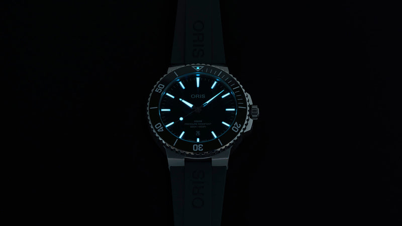 Aquis Date Watch, Green/Green