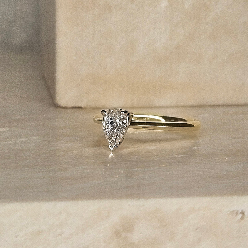 18ct Yellow Gold Pear Cut Diamond Engagement Ring - 0.53ct