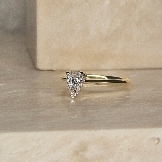 18ct Yellow Gold Pear Cut Diamond Engagement Ring - 0.53ct