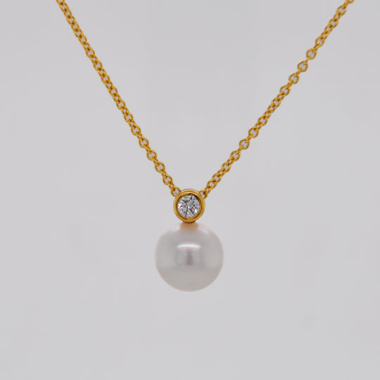 Pearl & Diamond Pendant - Gold - PO605A