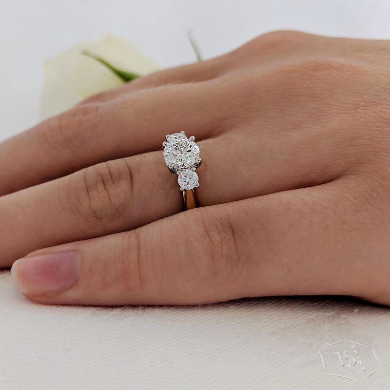 Aldany 18ct Yellow Gold Three Stone Diamond Engagement Ring - 1.02ct