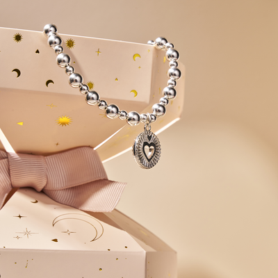 The ChloBo Stacking Christmas Cracker - XMAS25CRACKER1