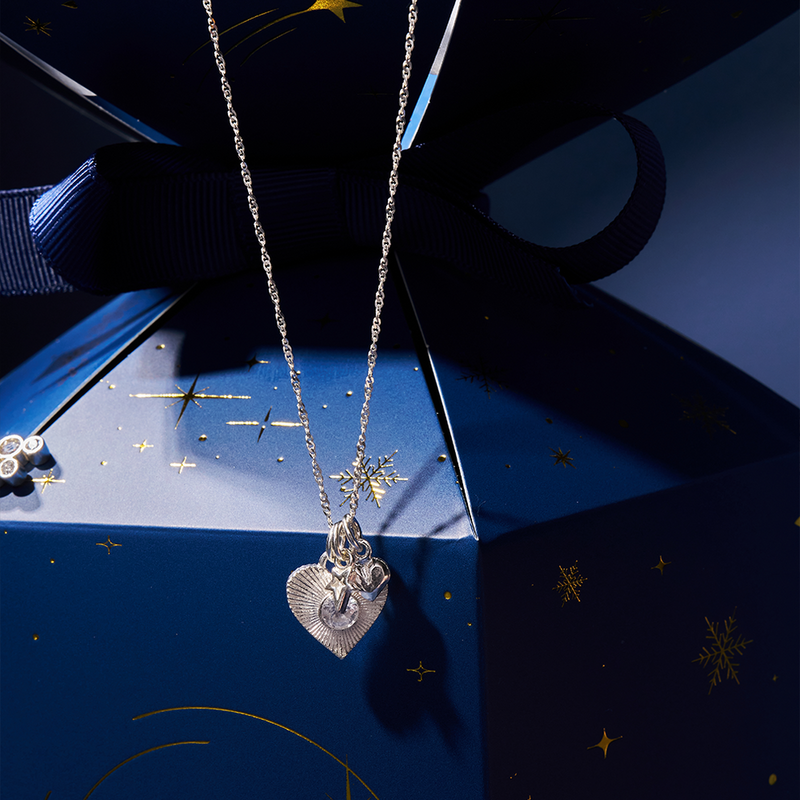 The ChloBo Exclusive Christmas Cracker - XMAS25CRACKER2