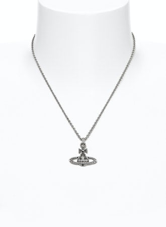 Man. Mayfair Bas Relief Pendant - Silver/Jet - 6302039W-02W130-MY