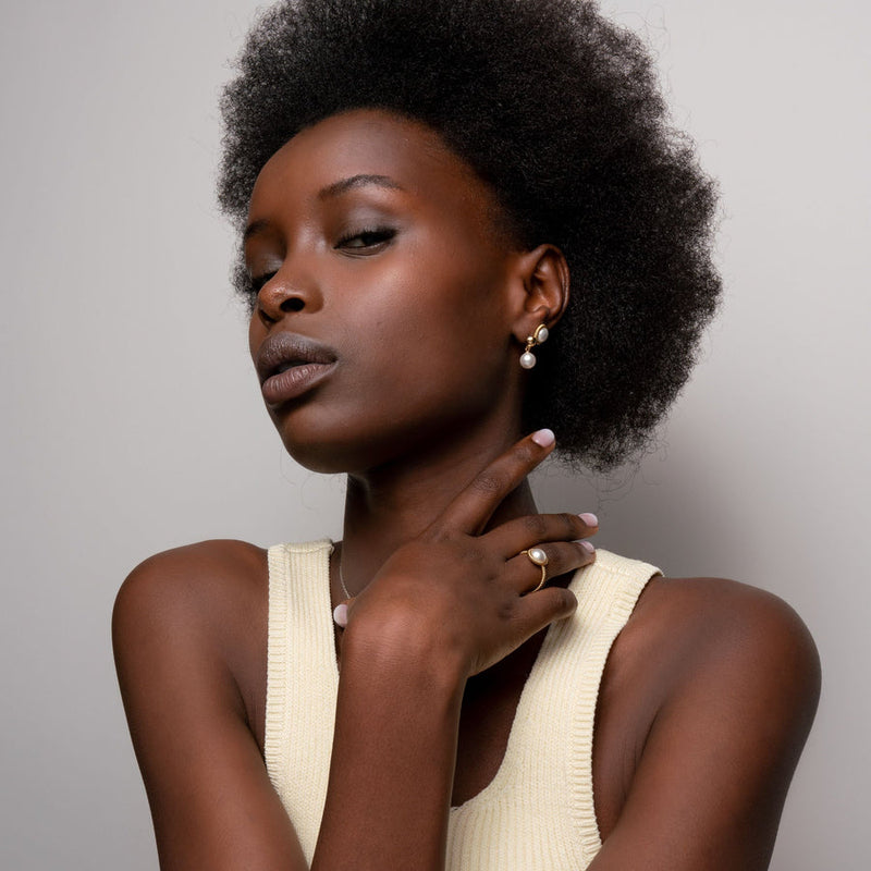 Milano 10mm Pearl Drop Earrings - Gold - 7913YP