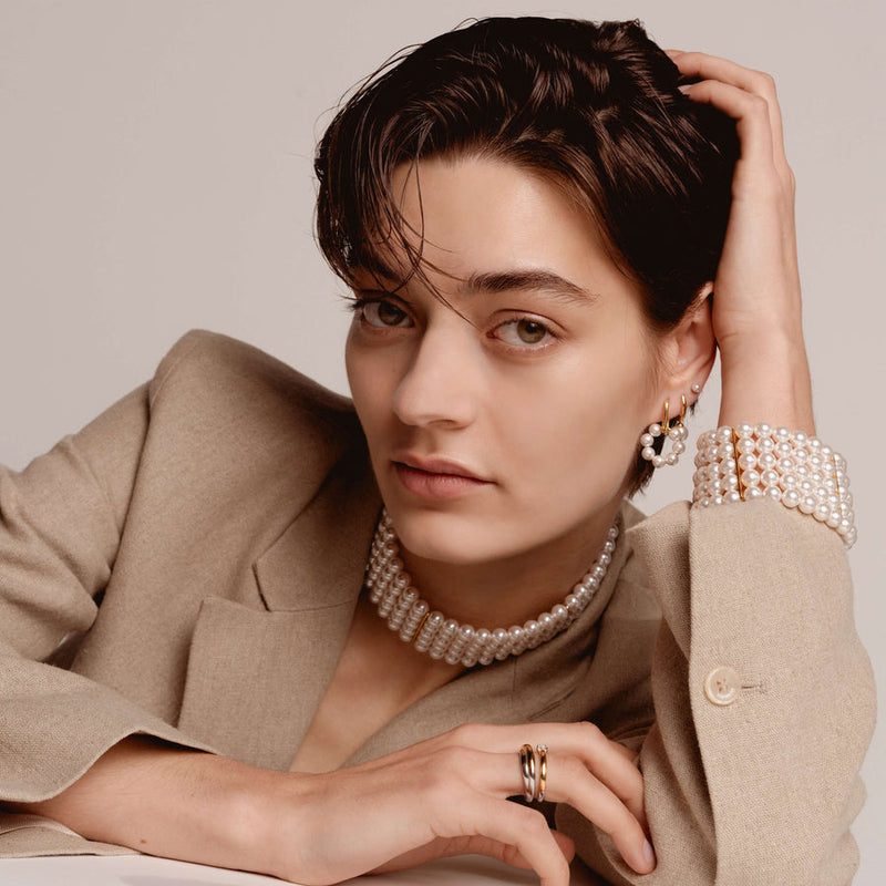 Milano Pearl Circle Drop Oval Huggie Hoop Earrings - Gold - 7936YP