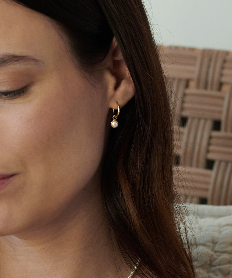 Pearl Charm Earrings - Gold - ER10473-GPL