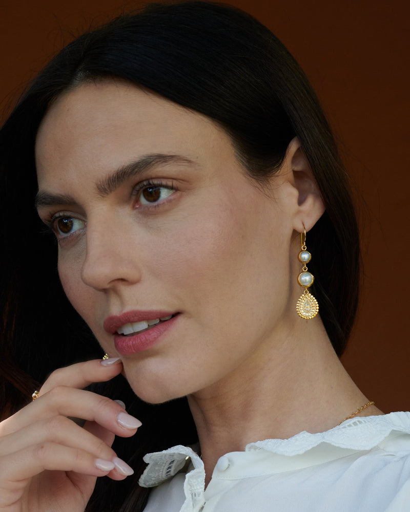 Pearl Scalloped Triple Drop Earrings - Gold - ER10475-GPL