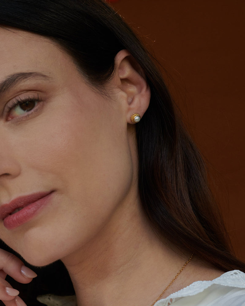 Pearl Stud Earrings - Gold - ER10305-GPL