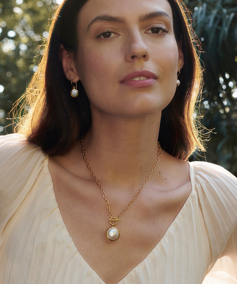 Coin Pearl Toggle Chain Necklace - Gold - NK10532-GPL