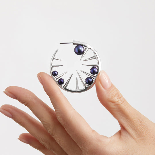 Blackthorn Pearl Hoop Earrings - Silver - BT016.SSBKEOS