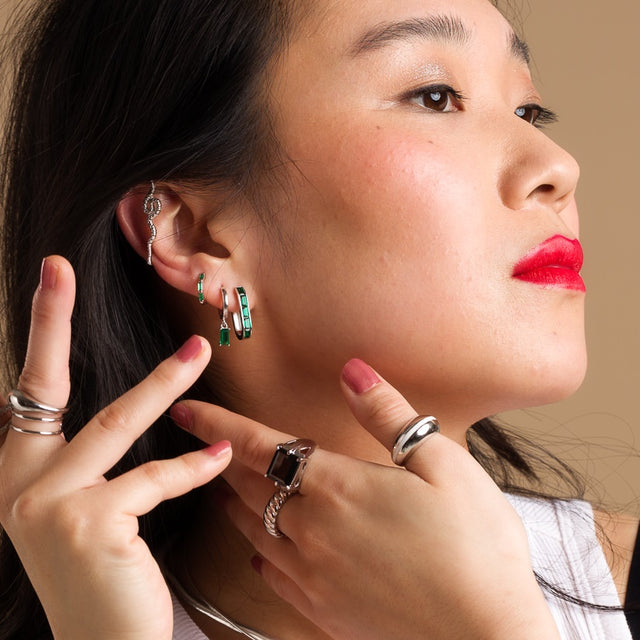 Baguette Huggie Earrings With Green Stones - Silver - SPS-95