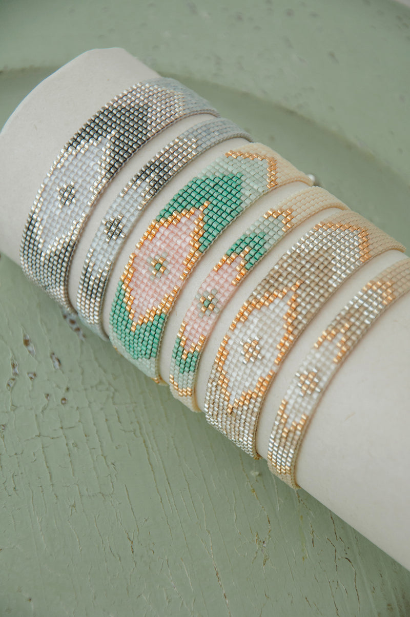 Peeky Bracelet - Turquoise/White - BE-XS-11310