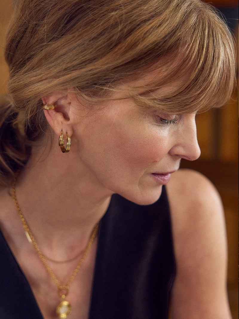 Medium Evolve Hoop Earrings - Gold - PME02GP