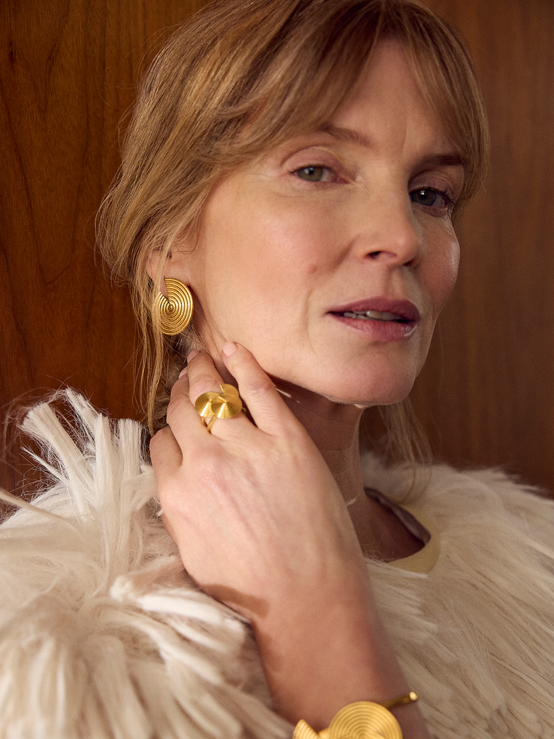 Front Facing Evolve Illusion Earrings - Silver - PME12S