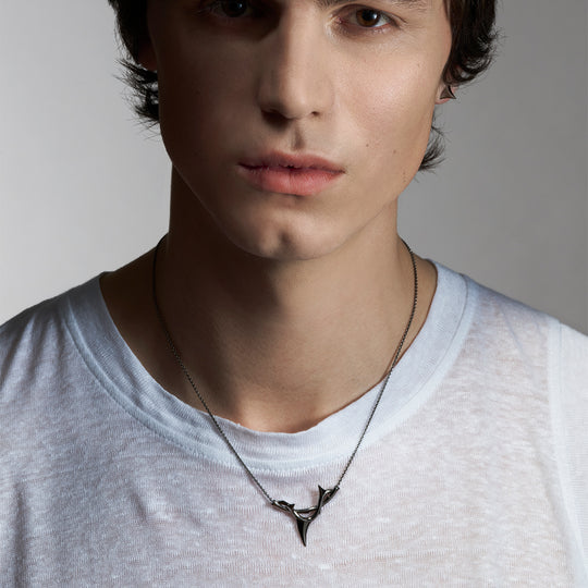 Rose Thorn Branch Pendant - Black Rhodium - RT016.BRNANOS