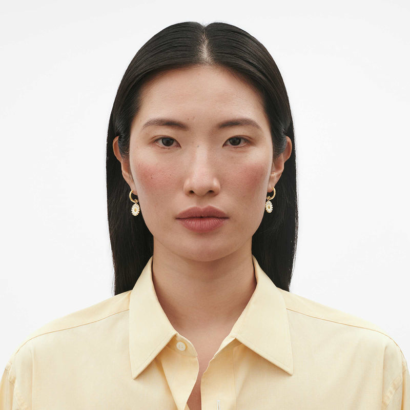 Daisy Hoop Drop Earrings, 13mm - Silver/White - 20001671