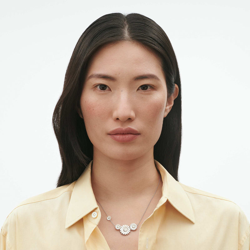 Daisy Four Flower Necklace - Silver - 20001533