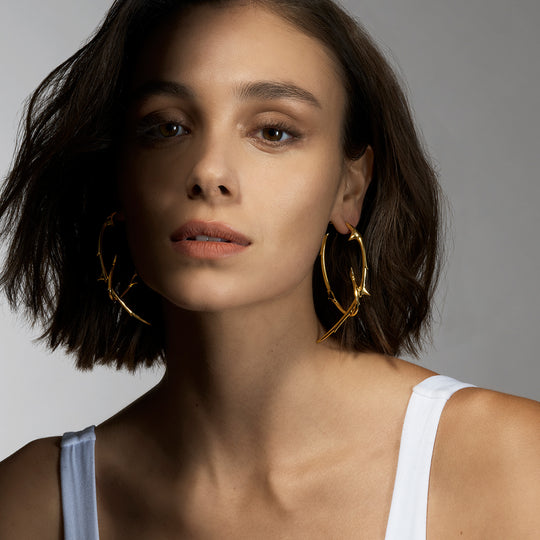 Rose Thorn Statement Hoop Earrings - Gold - RT029.YVNAEOS