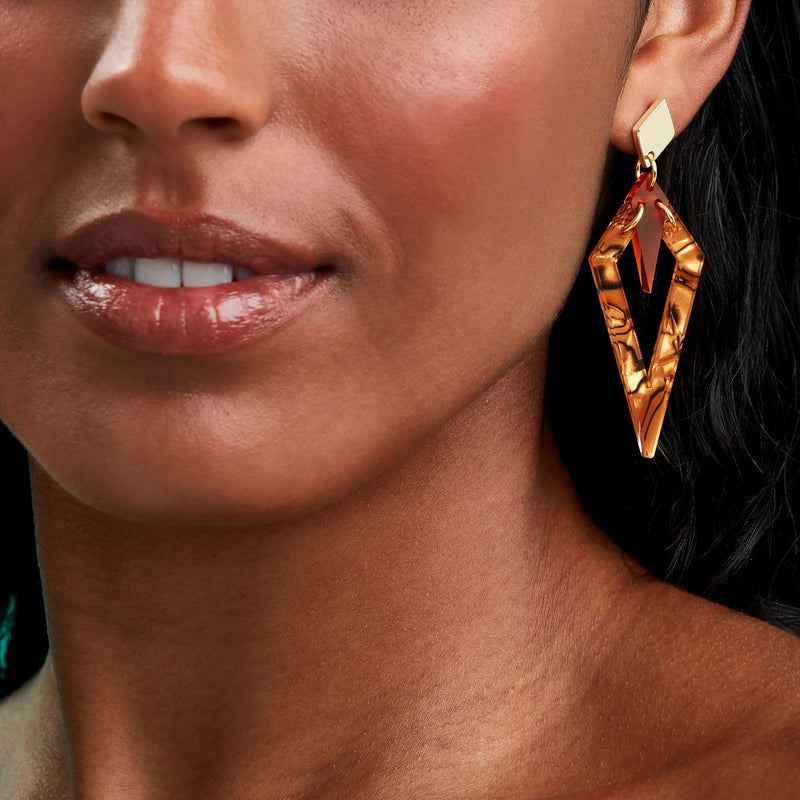 Tiger Shell Arrowhead Earrings - Gold - SP-686