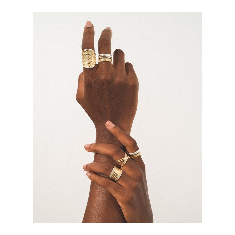 Classic Saddle Ring - Gold