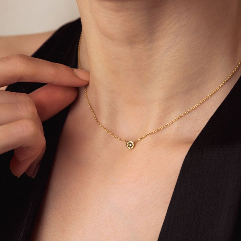 Polaris White Sapphire Star Set Pendant - Gold - 50032YNON