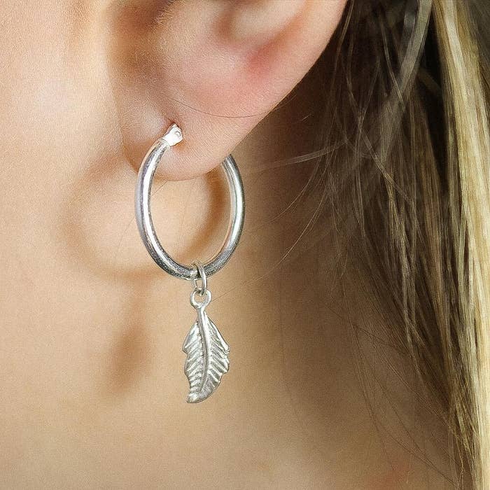 Didi Feather Hoop Earrings - Silver - SEH725