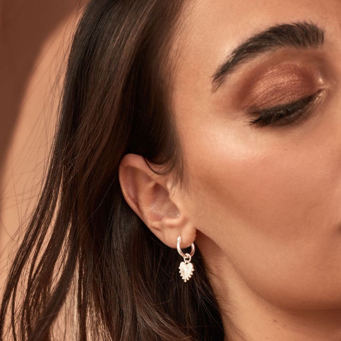 Glowing Beauty Small Hoop Earrings - SEH3196