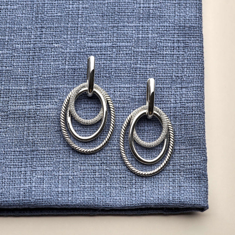 Layered Structure Hoop Earrings - Silver - 78067ZI