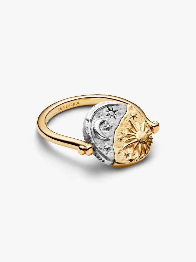 Sun & Moon Reversible Medallion Ring - 14ct Gold Plating
