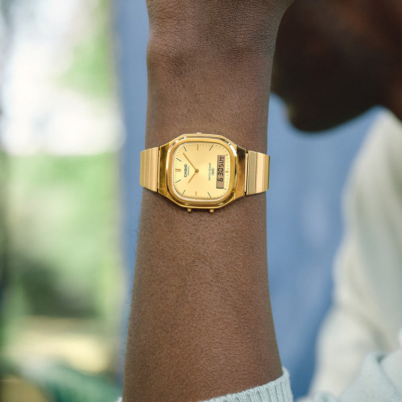 Unisex Vintage Watch - Gold - AQ-240EG-9AEF