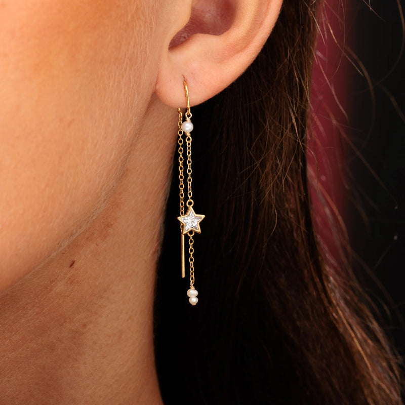 Pearl & Star Mismatched Threader Earrings - Gold - SPG-115a
