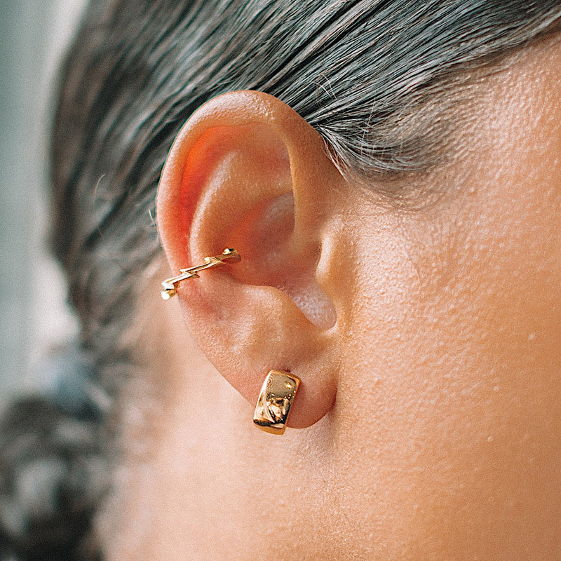 Super Chunk Huggie Earrings - Gold - SPG-316