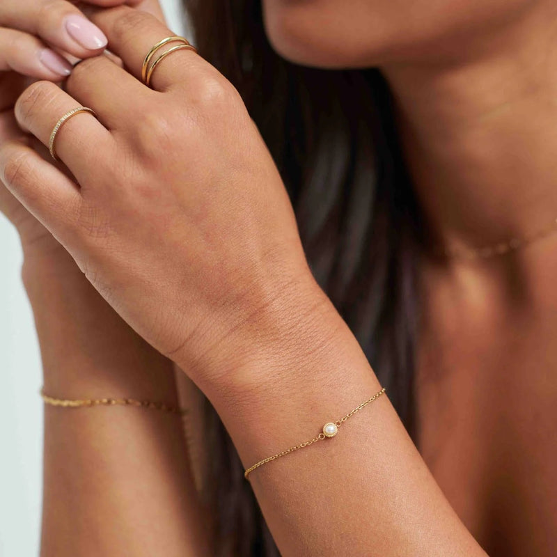 Dainty Pearl Bridesmaids Bracelet - Gold - SKB-15