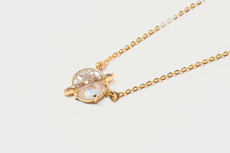 Elson Mini Pendant Necklace - Gold - QLA-300-040