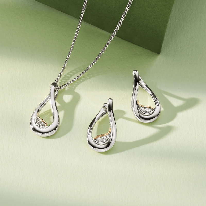 Past Present Future Twist Pendant with Topaz - Silver - 3SPPF963