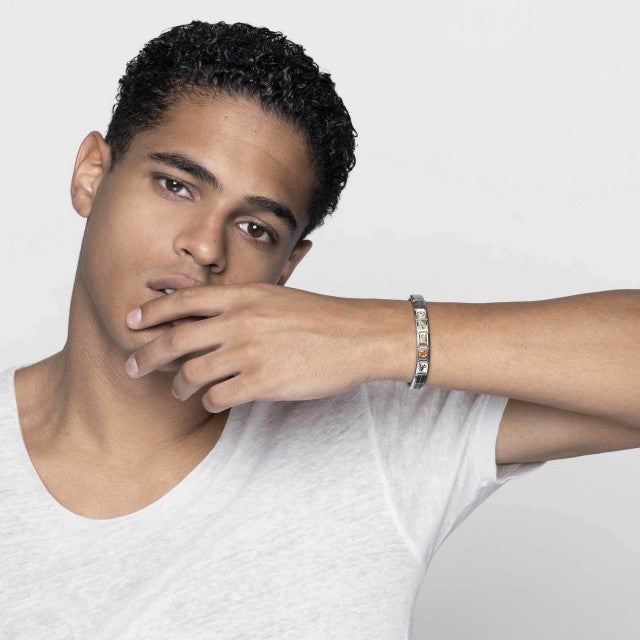 Composable Gold Sagrada Familia Link - 030123/19