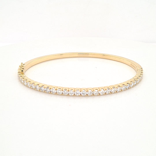 18ct Yellow Gold Diamond Bangle - 2.54ct