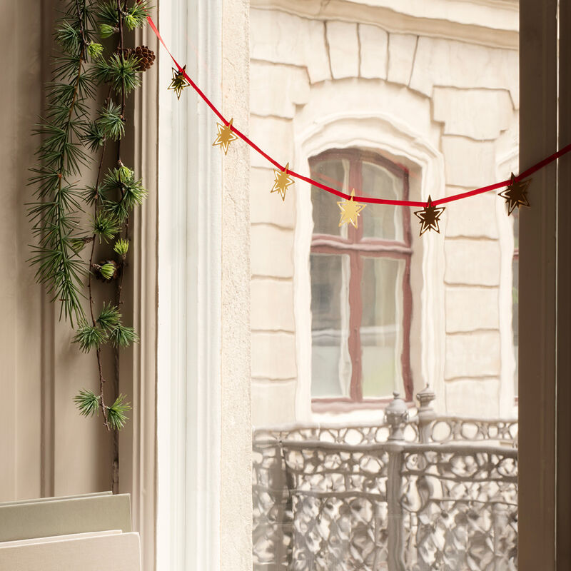 Classic Christmas Star Garland - Gold - 10019319