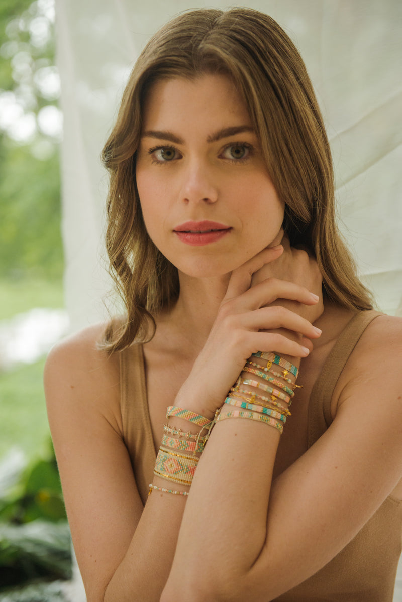 Charmy Mix Bracelet - Pale Pink/Green - B-GP-XS-11398