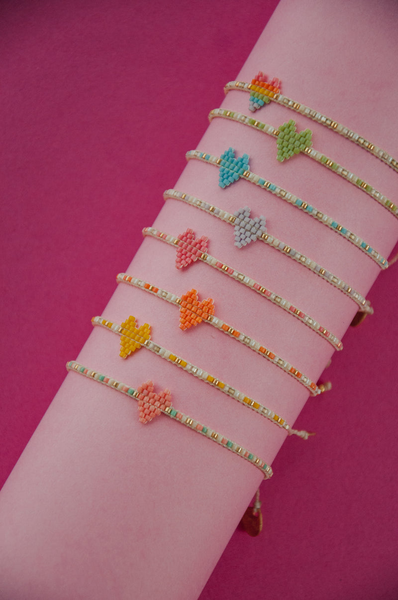 Heartsy Row Bracelet - Orange/Gold - BE-XS-11403