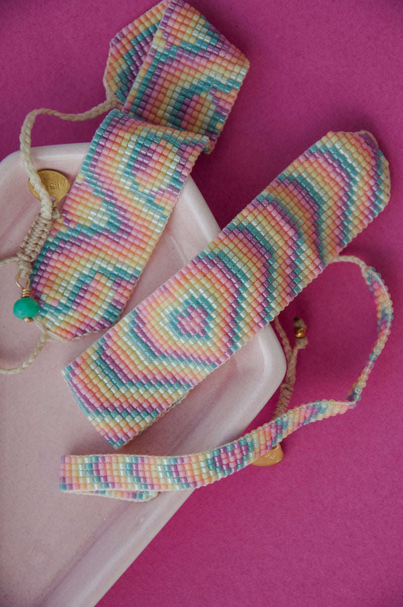 Psychedelic Heart Bracelet - Multicoloured - B-BE-XS-11055