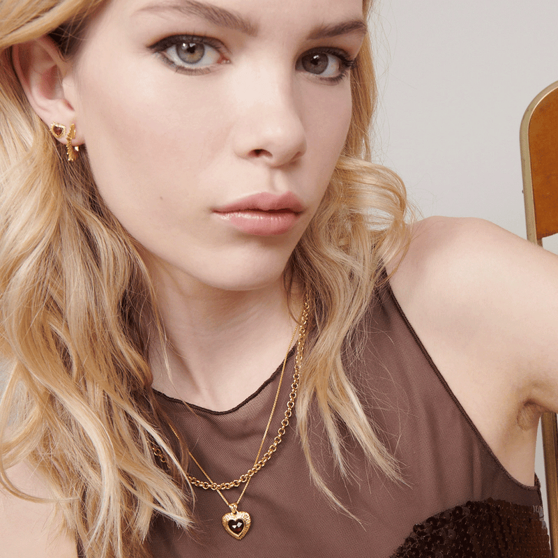 Electric Love Garnet Heart Stud Earrings - Gold - EGHE1GAGP