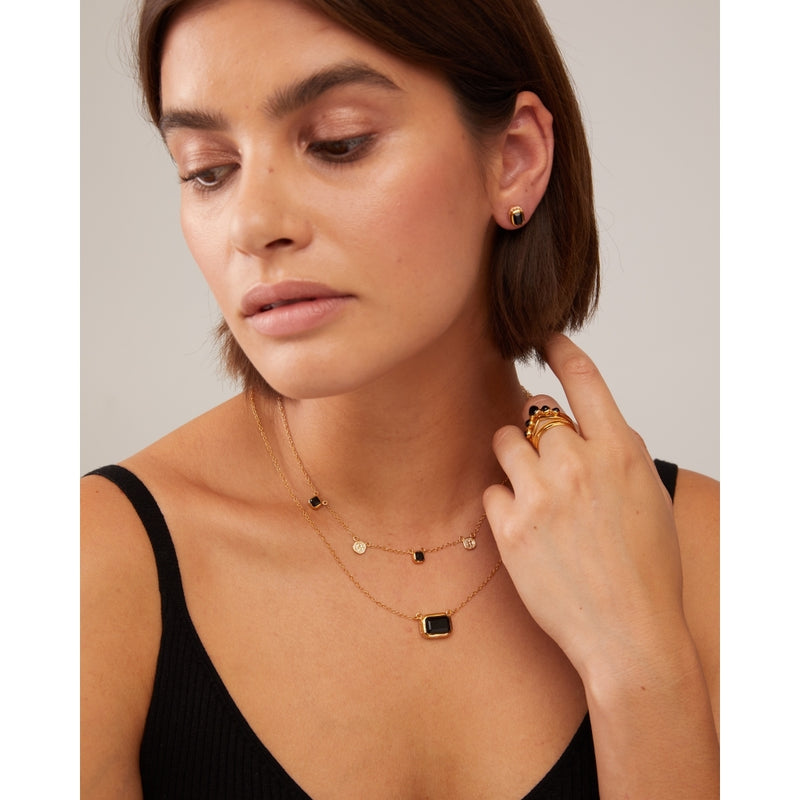 anna-beck-black-onyx-rectangle-stud-earrings-gold-er10374-gbonx