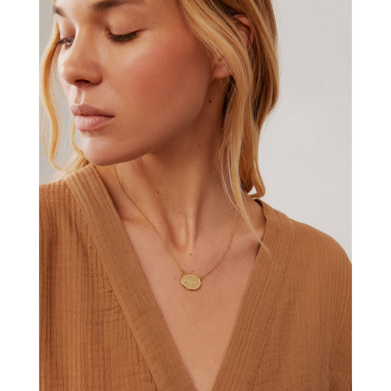 anna-beck-classic-medium-oval-necklace-gold-nk10349-gld