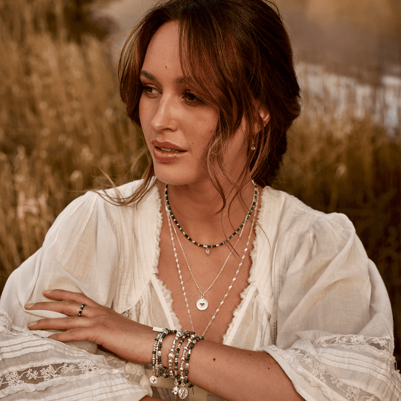 chlobo-guiding-heart-necklace-gold-gntbb3221